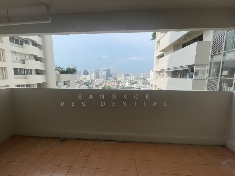 D.S. Tower 1 Sukhumvit 33, Bangkok, Soi Phrom Chit, Khlong Tan Nua, Watthana, Bangkok, 4 Bedrooms, 293 sqm, Condo For Sale, by Bangkok Residential, 500435813 - DDproperty.com