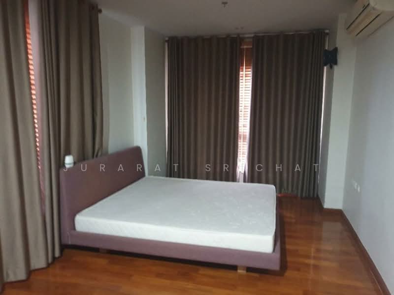 HIVE Taksin, Bangkok, 18 1 Soi, Khlong Ton Sai, Khlong San, Bangkok, 2 Bedrooms, 72 sqm, Condo For Rent, by Jurarat Srichat, 500435830 - DDproperty.com