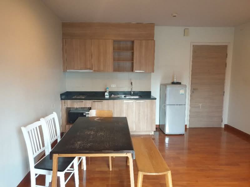 HIVE Taksin, Bangkok, 18 1 Soi, Khlong Ton Sai, Khlong San, Bangkok, 2 Bedrooms, 72 sqm, Condo For Rent, by Jurarat Srichat, 500435830 - DDproperty.com