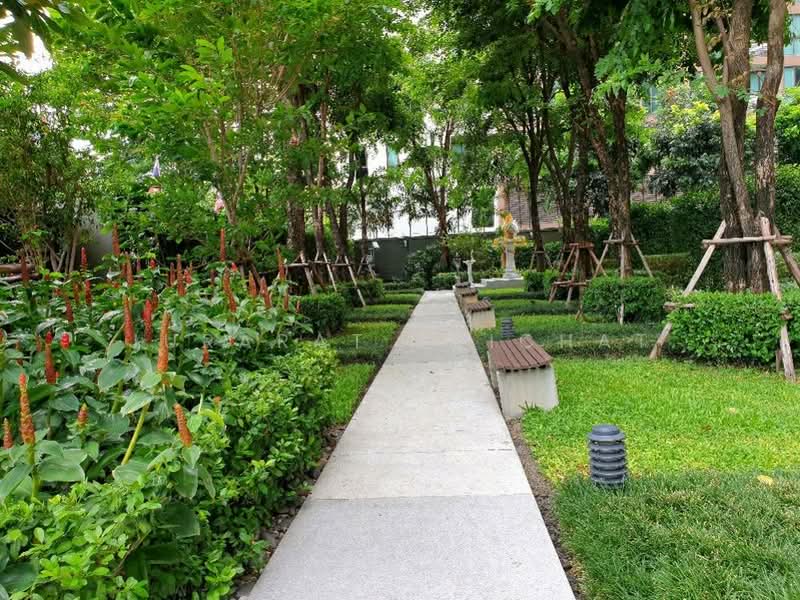 HIVE Taksin, Bangkok, 18 1 Soi, Khlong Ton Sai, Khlong San, Bangkok, 2 Bedrooms, 72 sqm, Condo For Rent, by Jurarat Srichat, 500435830 - DDproperty.com