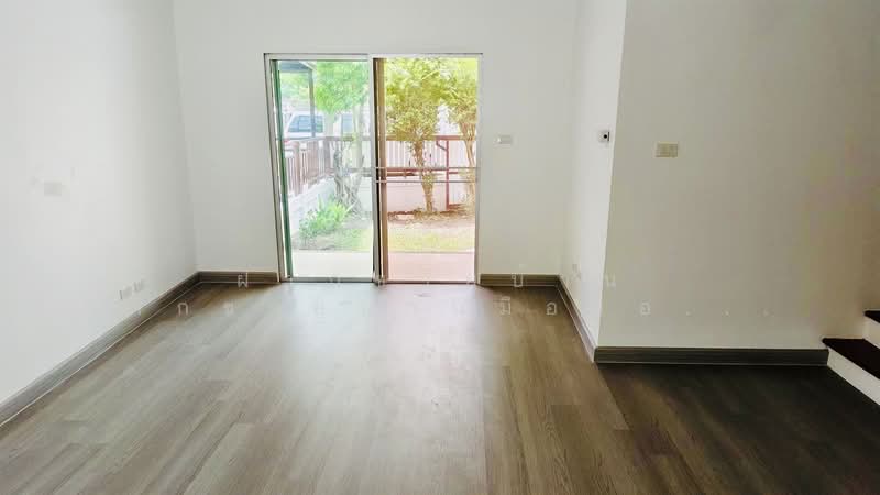 พฤกษาวิลล์5 รีโนเวทใหม่ หน้าบ้านไม่ชนหน้าใคร โครงการติดถนนใหญ่ประชาร่วมใจ ต้นถนนนิมิตใหม่สุวินทวงศ์, กรุงเทพ, สุวินทวงศ์, มีนบุรี, กรุงเทพ, 115 ตร.ม., ทาวน์เฮ้าส์ ขาย, โดย ฝากขายบ้าน ฝากขายบ้านมือสอง ฝากขายอสัง Realty HuB, 500435853 - DDproperty.com