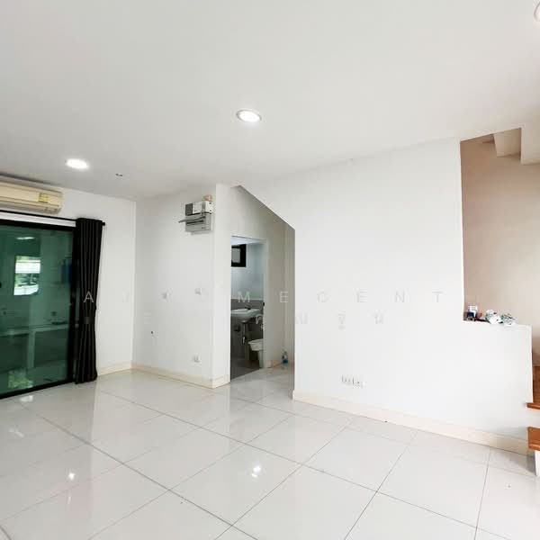 Baan Klang Muang Kalpapruek : บ้านกลางเมือง กัลปพฤกษ์, กรุงเทพ, ถนนศาลธนบุรี, บางหว้า, ภาษีเจริญ, กรุงเทพ, 134 ตร.ม., ทาวน์เฮ้าส์ ขาย, โดย AJHOMECENTER-คุณจูน, 500435865 - DDproperty.com