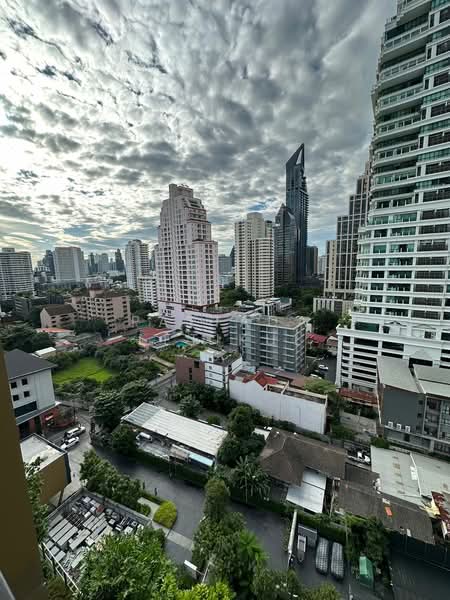 Noble State 39, Bangkok, 35 Soi Sukhumvit 39, Khlong Tan Nua, Watthana, Bangkok, 1 Bedroom, 30 sqm, Condo For Rent, by Pattada Letikul, 500435872 - DDproperty.com