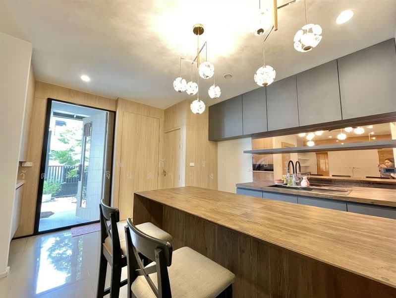 Noble Gable Watcharapol, Bangkok, Phoemsin Road, Khlong Tanon, Sai Mai, Bangkok, 3 Bedrooms, 148 sqm, Single Detached House For Sale, by คุณ ภัทรานิษฐ์ วัฒนาจินดาวงศ์ (ไวท์), 500435902 - DDproperty.com