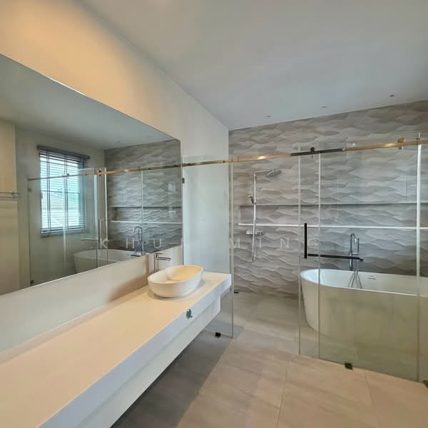 Luxury 3-Storey House with Private Pool for Rent | Sukhumvit 71 (Pridi 26) (SPSMG92), Bangkok, ปรีดี พนมยงค์ 26, Khlong Tan Nua, Watthana, Bangkok, 5 Bedrooms, 700 sqm, Single Detached House For Rent, by Khun Ming, 500435959 - DDproperty.com