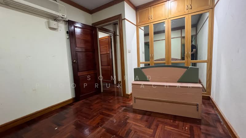 Phayathai Plaza, Bangkok, 46 Phaya Thai Road, Thanon Phaya Thai, Ratchathewi, Bangkok, 2 Bedrooms, 65 sqm, Condo For Rent, by Somrad Phoopruksachart, 500435965 - DDproperty.com