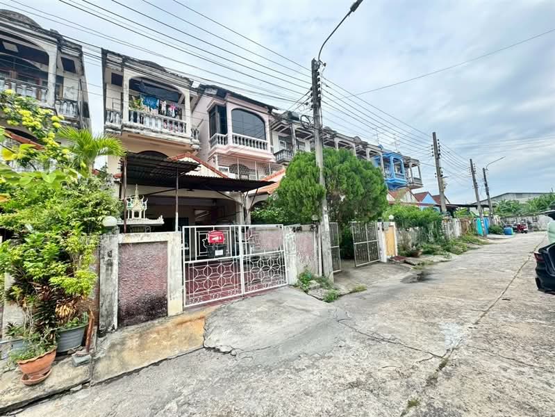 ทาวน์โฮม 3 ชั้น 35 ตร.ว. ทาวน์โฮม ซอยเพชรเกษม68 แยก13, กรุงเทพ, ถนนเพชรเกษม, บางแคเหนือ, บางแค, กรุงเทพ, 160 ตร.ม., ทาวน์เฮ้าส์ ขาย, โดย คุณ ฐิชาปัณณ์ สังวาลรัมย์ (ปูน), 500435972 - DDproperty.com