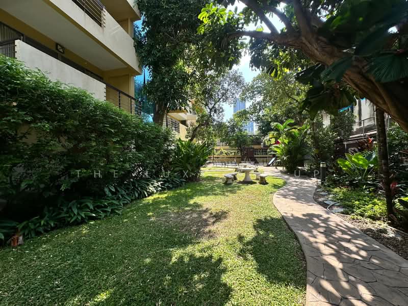 Charktip Court, Bangkok, 62 Soi Sukhumvit 51, Khlongtoei Nua, Watthana, Bangkok, 3 Bedrooms, 200 sqm, Condo For Rent, by The Luxe Group, 500435996 - DDproperty.com