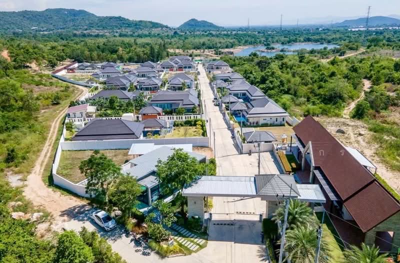 Hua Hin Grand Hills : หัวหิน แกรนด์ ฮิลล์, ประจวบคีรีขันธ์, ถนนห้วยมงคล, หินเหล็กไฟ, หัวหิน, ประจวบคีรีขันธ์, 181 ตร.ม., บ้านเดี่ยว ขาย, โดย กฤตณัท สุกุลปรีดากร, 500436003 - DDproperty.com