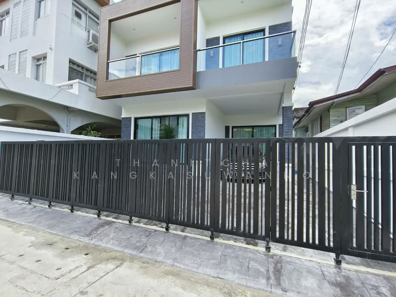 บ้านเดี่ยวเอกมัย สุขุมวิท65, Bangkok, Phra Kanong Nua, Watthana, Bangkok, 4 Bedrooms, 330 sqm, Single Detached House For Rent, by Thanitcha Kangkasuwanno, 500436020 - DDproperty.com