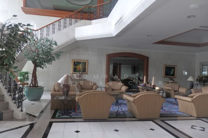 Lake Avenue Sukhumvit 16, Bangkok, Soi Sammitr Sukhumvit Road, Khlong Tan Nua, Watthana, Bangkok, 2 Bedrooms, 129 sqm, Condo For Rent, by Somrad Phoopruksachart, 500436037 - DDproperty.com