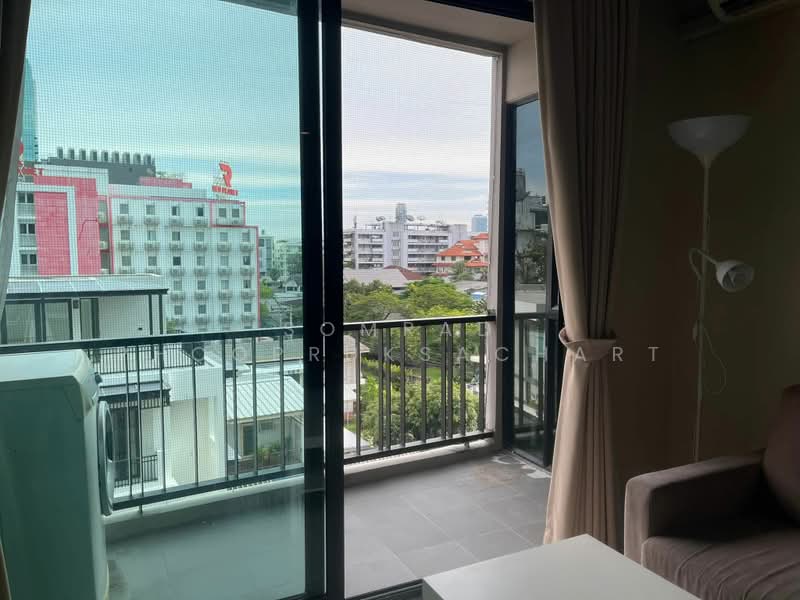 Le Cote Sukhumvit 14, Bangkok, Soi Sukhumvit 14, Khlong Toei, Khlong Toei, Bangkok, 1 Bedroom, 40 sqm, Condo For Rent, by Somrad Phoopruksachart, 500436062 - DDproperty.com