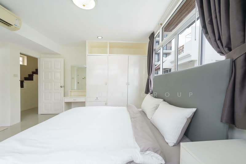 Townhouse in Sukhumvit 31, bangkok, Khlong Tan Nua, Watthana, Bangkok, 5 Bedrooms, 350 sqm, Townhouse For Rent, by The Luxe Group, 500436161 - DDproperty.com