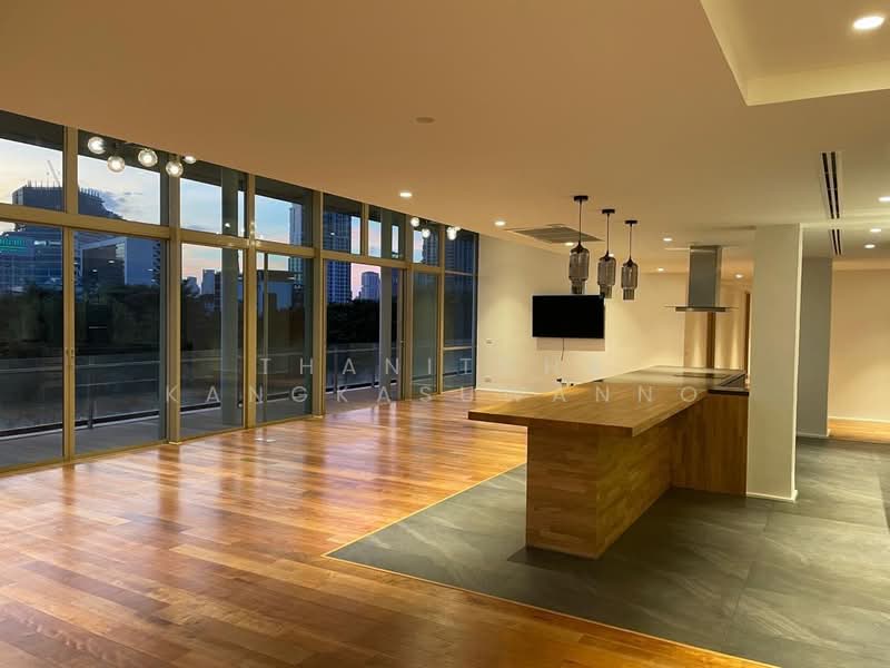 คอนโด ไฟคัส เลน ( Ficus Lane ) สุขุมวิท, Bangkok, Phra Kanong, Khlong Toei, Bangkok, 5 Bedrooms, 379 sqm, Villa For Rent, by Thanitcha Kangkasuwanno, 500436165 - DDproperty.com