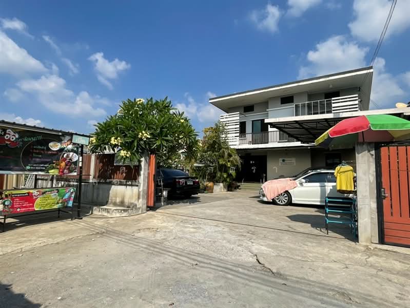บ้านเดี่ยว 2 ชั้น 103 ตร.ว. ใกล้สถานีรถไฟฟ้าBTS กม.4 ซอยรามอินทรา8 แยก 24, กรุงเทพ, ถนนรามอินทรา, อนุสาวรีย์, บางเขน, กรุงเทพ, 300 ตร.ม., บ้านเดี่ยว ขาย, โดย คุณ สุภัตรา พลอยแดง (แพร), 500436204 - DDproperty.com