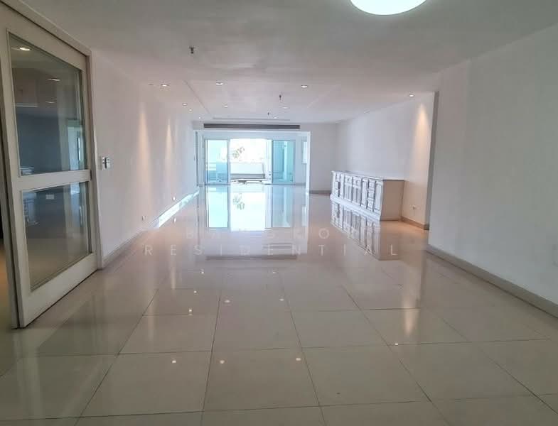 Crystal Garden, Bangkok, 217 Sukhumvit 4 Alley, Khlong Toei, Bangkok, 3 Bedrooms, 300 sqm, Condo For Sale, by Bangkok Residential, 500436214 - DDproperty.com