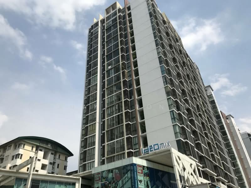 IDEO Mix Sukhumvit 103, Bangkok, Soi Udom Suk 3, Sukhumvit Road, Bang Na, Bangkok, 1 Bedroom, 30 sqm, Condo For Sale, by Thanakit Pongpit, 500436261 - DDproperty.com
