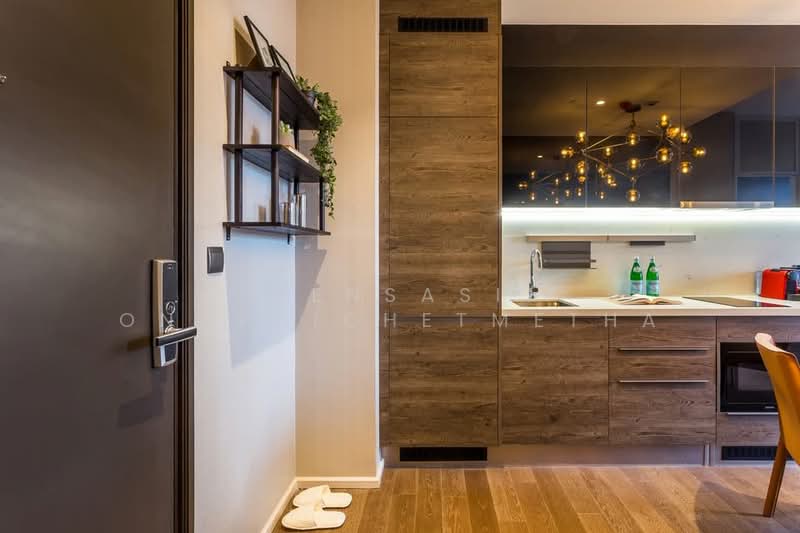 Muniq Langsuan, Bangkok, Soi Tonson, Lumphini, Pathum Wan, Bangkok, 1 Bedroom, 57 sqm, Condo For Rent, by Pensasi Ongphichetmetha, 500436296 - DDproperty.com