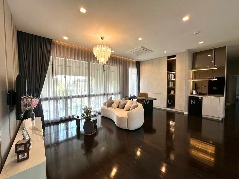 Grand Bangkok Boulevard Krungthepkritha, Bangkok, Srinakarin-Romklao Road, Khlong Sam Prawet, Lat Krabang, Bangkok, 5 Bedrooms, 604 sqm, Single Detached House For Sale, by Kanrutai Dawruang, 500436354 - DDproperty.com