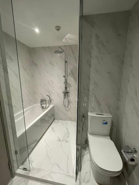 Fynn Asoke, Bangkok, 28 Sukhumvit 10 Alley, Khlong Toei, Bangkok, 1 Bedroom, 40 sqm, Condo For Rent, by Pensasi Ongphichetmetha, 500436378 - DDproperty.com