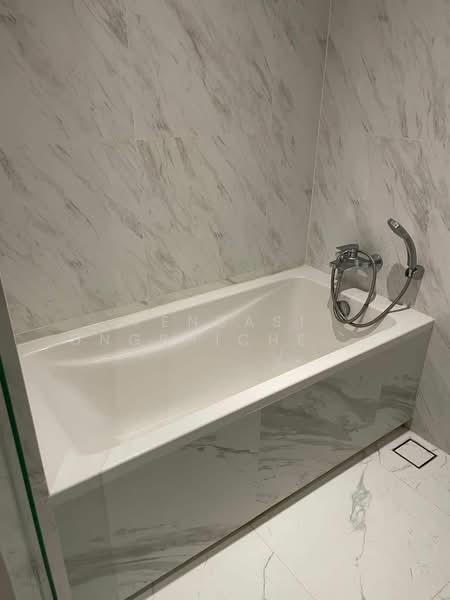 Fynn Asoke, Bangkok, 28 Sukhumvit 10 Alley, Khlong Toei, Bangkok, 1 Bedroom, 40 sqm, Condo For Rent, by Pensasi Ongphichetmetha, 500436378 - DDproperty.com