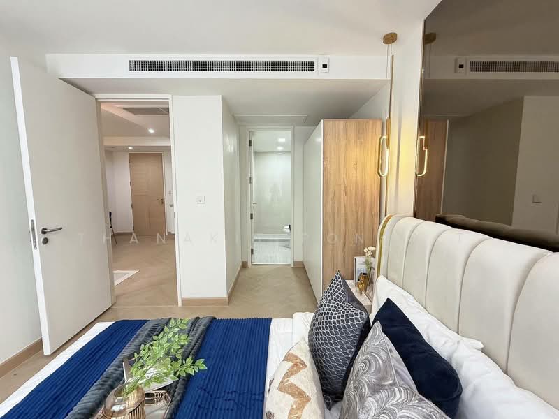Collezio Sathorn-Pipat, Bangkok, 41 Soi Pipat 1 Silom Road, Silom, Bang Rak, Bangkok, 1 Bedroom, 42 sqm, Condo For Rent, by Thanakit Pongpit, 500436379 - DDproperty.com