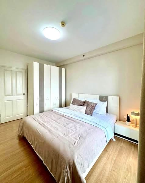 Supalai Park Ekkamai-Thonglor, Bangkok, Petchaburi Road, Bang Kapi, Huai Khwang, Bangkok, 2 Bedrooms, 82 sqm, Condo For Rent, by Thawatchai Methawongworakul, 500436386 - DDproperty.com
