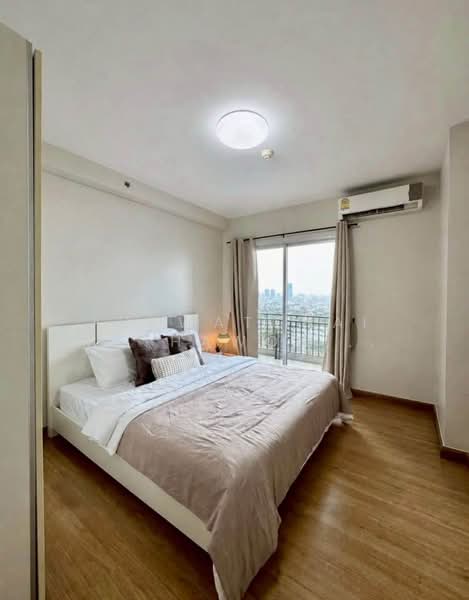 Supalai Park Ekkamai-Thonglor, Bangkok, Petchaburi Road, Bang Kapi, Huai Khwang, Bangkok, 2 Bedrooms, 82 sqm, Condo For Rent, by Thawatchai Methawongworakul, 500436386 - DDproperty.com