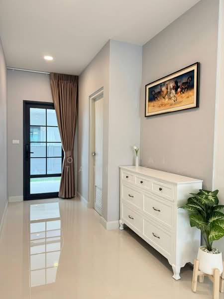 Centro Bangna, Samut Prakan, 111 Soi 3, Bang Kaeo, Bang Plee, Samut Prakan, 4 Bedrooms, 303 sqm, Single Detached House For Rent, by HOME Real Estate Service, 500436392 - DDproperty.com