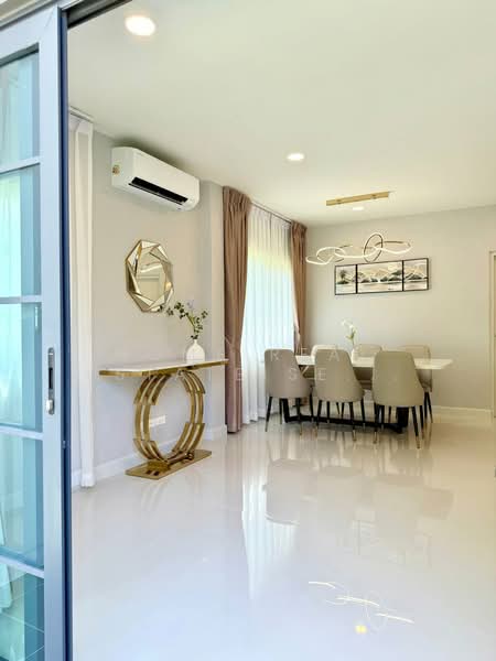 Centro Bangna, Samut Prakan, 111 Soi 3, Bang Kaeo, Bang Plee, Samut Prakan, 4 Bedrooms, 303 sqm, Single Detached House For Rent, by HOME Real Estate Service, 500436392 - DDproperty.com