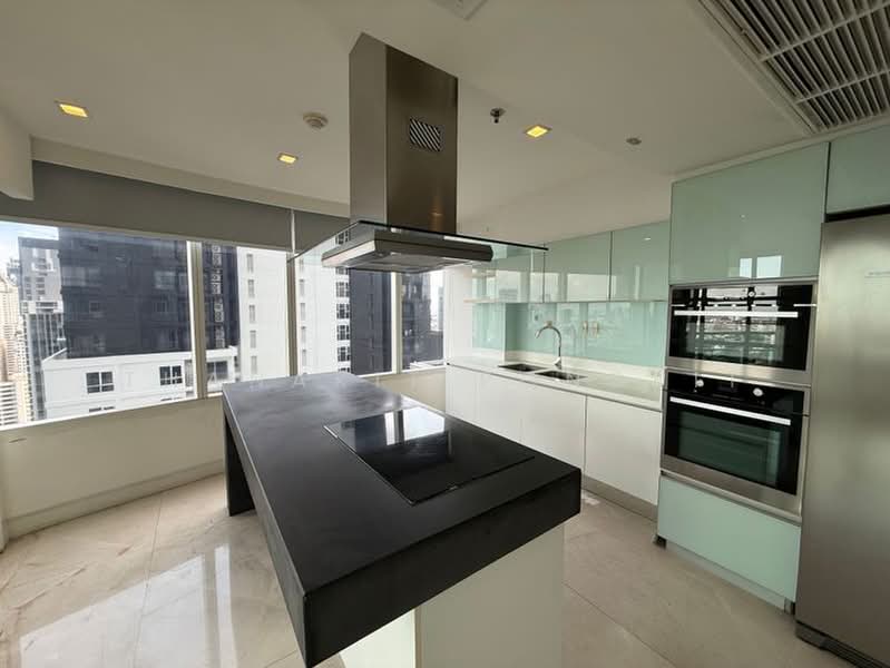 Eight Thonglor Residence, Bangkok, Eight Thonglor Building 88/36, Khlong Tan Nua, Watthana, Bangkok, 3 Bedrooms, 233 sqm, Condo For Sale, by Thanakit Pongpit, 500436421 - DDproperty.com