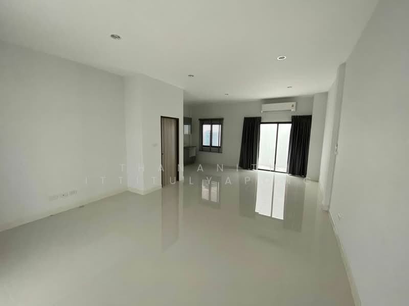 Cordiz at Udomsuk, Bangkok, Udomsuk Road, Soi 39, Bang Chak, Phra Khanong, Bangkok, 3 Bedrooms, 200 sqm, Townhouse For Sale, by Thananith Ittitulyapong, 500436505 - DDproperty.com