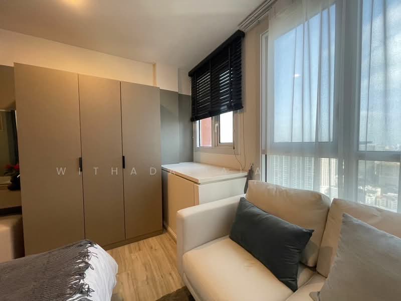 XT Huaikhwang, Bangkok, 244 Ratchadaphisek Road, Huai Khwang, Bangkok, 1 Bedroom, 30 sqm, Condo For Rent, by Withada Jaiarree, 500436528 - DDproperty.com