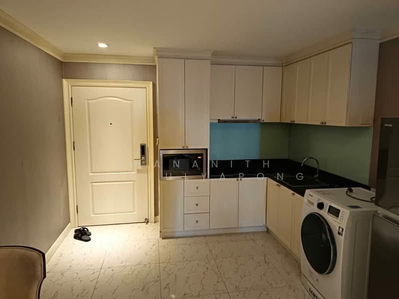 State Tower, Bangkok, 1055 Silom Road, Silom, Bang Rak, Bangkok, 1 Bedroom, 68 sqm, Condo For Sale, by Thananith Ittitulyapong, 500436553 - DDproperty.com