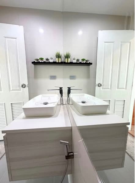 The Sky Sukhumvit, Bangkok, 103-4 Sukhumvit Road, Bang Na Nuea, Bang Na, Bangkok, 1 Bedroom, 39 sqm, Condo For Rent, by Kiattiyos Chaisura, 500436561 - DDproperty.com