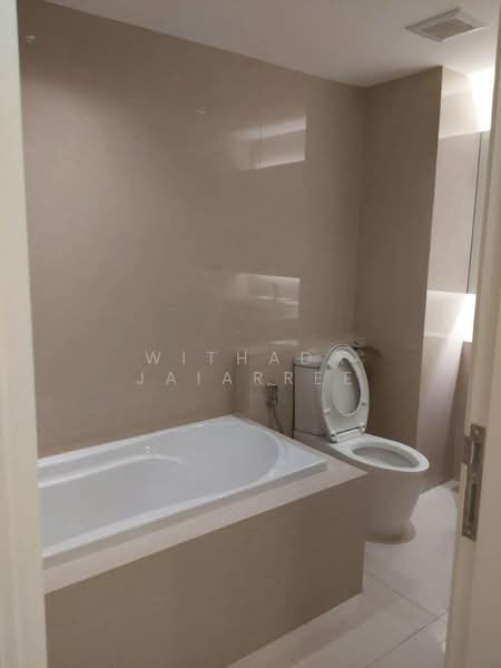 Vtara Sukhumvit 36, Bangkok, 118 Soi Saen Sabai, Phra Kanong, Khlong Toei, Bangkok, 2 Bedrooms, 46 sqm, Condo For Rent, by Withada Jaiarree, 500436579 - DDproperty.com