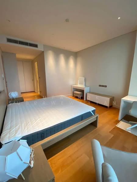 Sindhorn Residence, Bangkok, 54 Soi Ton Son, Lumphini, Pathum Wan, Bangkok, 2 Bedrooms, 115 sqm, Condo For Rent, by Supachok Subrawewattana, 500436598 - DDproperty.com