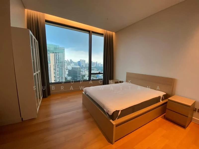 Sindhorn Residence, Bangkok, 54 Soi Ton Son, Lumphini, Pathum Wan, Bangkok, 2 Bedrooms, 115 sqm, Condo For Rent, by Supachok Subrawewattana, 500436598 - DDproperty.com