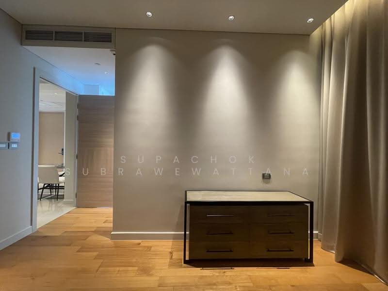 Sindhorn Residence, Bangkok, 54 Soi Ton Son, Lumphini, Pathum Wan, Bangkok, 2 Bedrooms, 115 sqm, Condo For Rent, by Supachok Subrawewattana, 500436598 - DDproperty.com