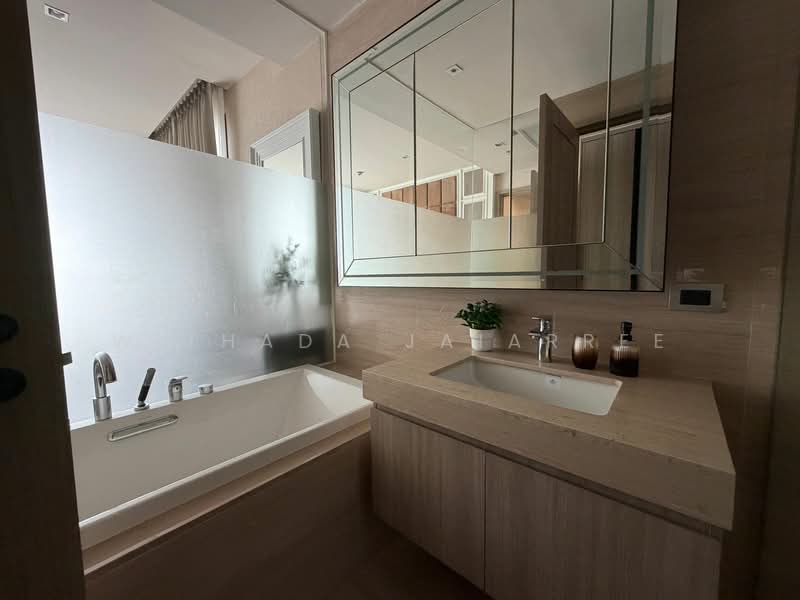 The XXXIX By Sansiri, Bangkok, 300 Soi Sukhumvit 39, Khlong Tan Nua, Watthana, Bangkok, 2 Bedrooms, 81 sqm, Condo For Rent, by Withada Jaiarree, 500436604 - DDproperty.com
