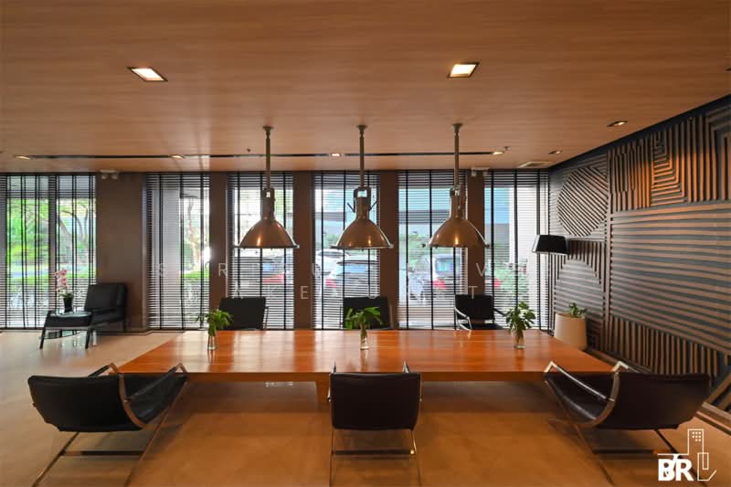 Noble Refine, Bangkok, Soi Sukhumvit 26, Sukhumvit Road, Khong Tan, Khlong Toei, Bangkok, 1 Bedroom, 52 sqm, Condo For Sale, by Sirirut Havee Akehurst, 500436632 - DDproperty.com
