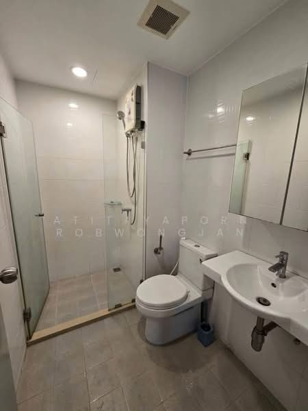 IDEO Wutthakat, Bangkok, Soi Wing Wua, Ratchapruk Road, Bangko, Chom Thong, Bangkok, 2 Bedrooms, 45 sqm, Condo For Rent, by Atitayaporn Robwongjan, 500436681 - DDproperty.com