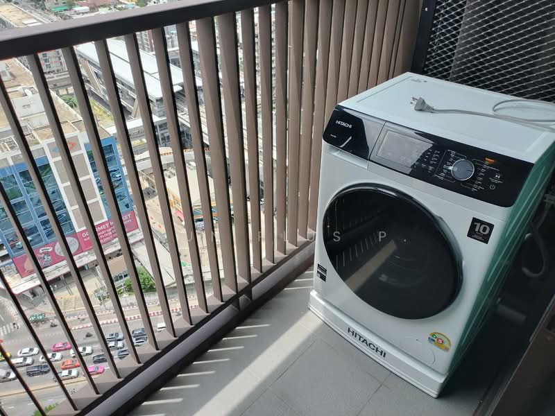 Whizdom Avenue Ratchada-Ladprao, Bangkok, Ladprao Road, Jom Phon, Chatuchak, Bangkok, 1 Bedroom, 32 sqm, Condo For Rent, by Khun Plus P., 500436688 - DDproperty.com