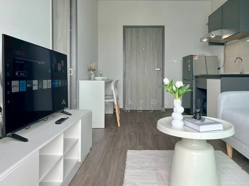 Rich Point @ BTS Wutthakat, Bangkok, Wutthakat Road, Talat Plu, Thon Buri, Bangkok, 1 Bedroom, 30 sqm, Condo For Rent, by Atitayaporn Robwongjan, 500436729 - DDproperty.com