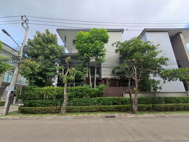 Soul Ekkamai-Ladprao, Bangkok, Ladprao Road, Phlapphla, Wang Thonglang, Bangkok, 5 Bedrooms, 420 sqm, Single Detached House For Sale, by Tittayaporn Kim (Jenny), 500436791 - DDproperty.com