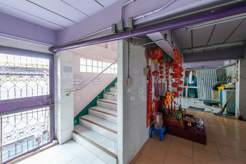 3 คูหา 4 ชั้นครึ่ง เนื้อที่ 60 ตรว, กรุงเทพ, บางอ้อ, บางพลัด, กรุงเทพ, 600 ตร.ม., ตึกแถว-อาคารพาณิชย์ ขาย, โดย Pimlada Lertritrungmanee, 500436811 - DDproperty.com