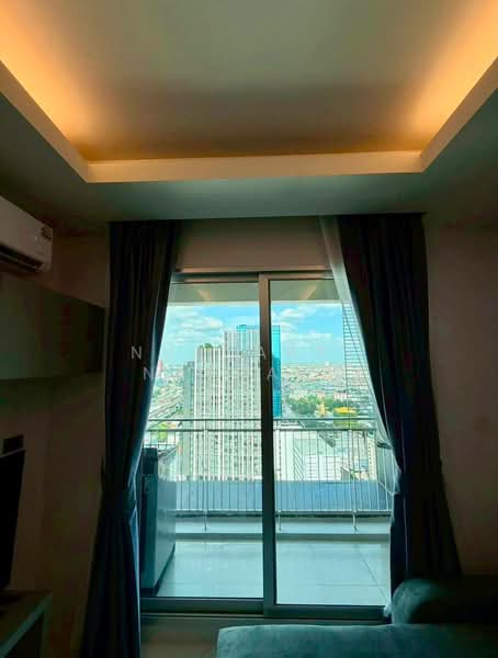 Thru Thonglor, Bangkok, Petchaburi Road, Bang Kapi, Huai Khwang, Bangkok, 1 Bedroom, 37 sqm, Condo For Rent, by Nutnaree Nakkaew, 500436857 - DDproperty.com