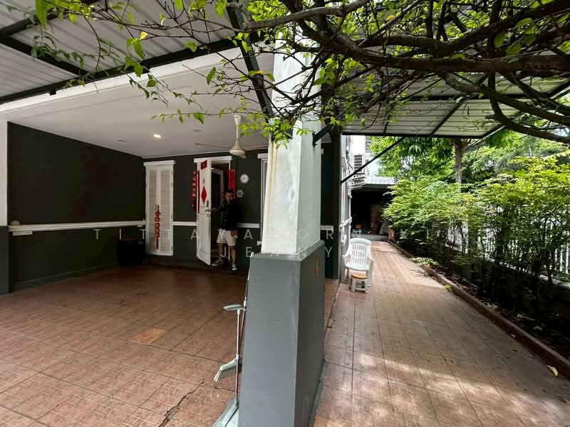 Baan Rock Garden Meng Jai, Bangkok, 601 Ramkhamhaeng Soi 39, Wang Thonglang, Bangkok, 3 Bedrooms, 180 sqm, Townhouse For Rent, by Tittayaporn Kim (Jenny), 500436917 - DDproperty.com