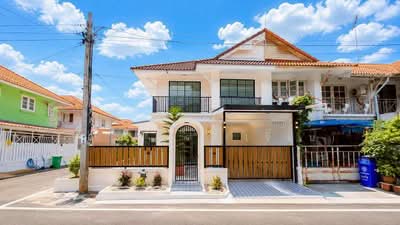 ขาย - บ้านหลังมุม 4 ห้องนอน หมู่บ้านพฤกษา 3 ถนนวัดลาดปลาดุก บางบัวทอง รีโนเวทใหม่ทั้งหลัง, นนทบุรี