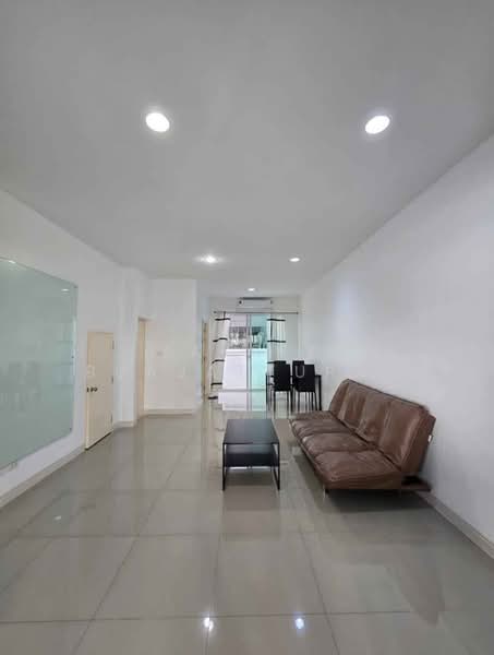 Baan Klang Muang S-Sense Srinakarin, Bangkok, Srinakarin Road, Nong Bon, Prawet, Bangkok, 3 Bedrooms, 167 sqm, Townhouse For Rent, by Jakree Buajatturat, 500436950 - DDproperty.com